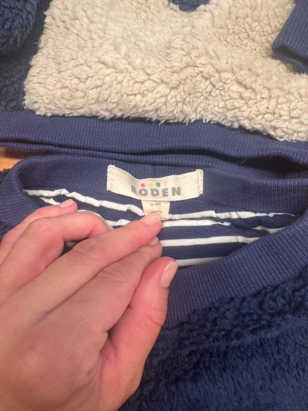Boden Novelty Borg Sweatshirt Set Navy Penguin Never Worn 3-6 Months - Picture 6 of 7